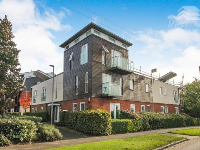 Flat for sale in Newport Pagnell