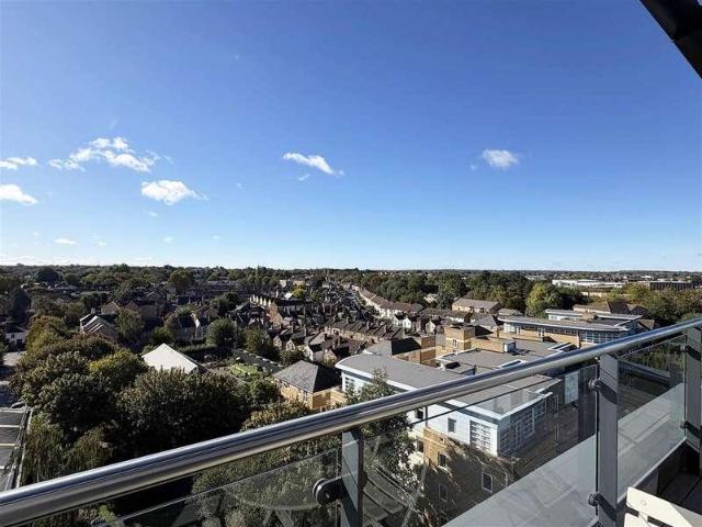 Flat for sale in Moulsham, Chelmsford