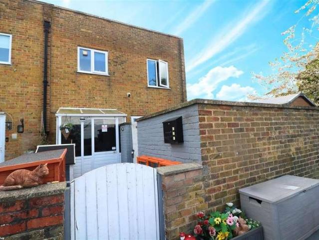 Flat for sale in Westbury, Wiltshire