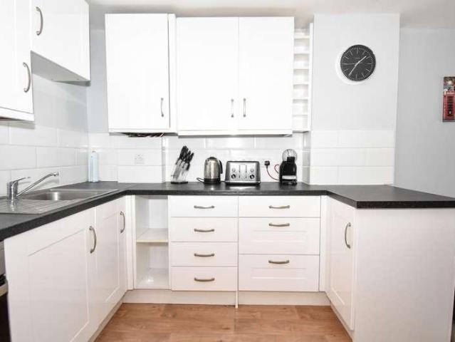 Flat for sale in Salisbury, Wiltshire