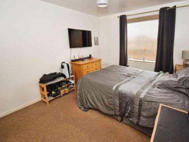 Flat for sale in Poulton, Bebington
