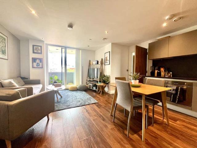 Flat for sale in Hulme, Georgia