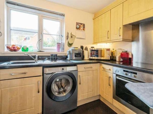 Flat for sale in Caerphilly