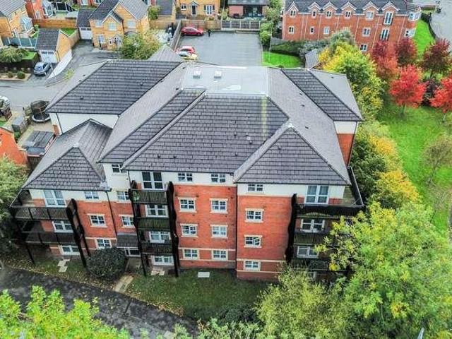 Flat for sale in Parr, St Helens