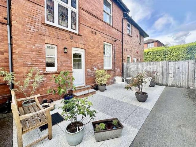 Flat for sale in West Cliff, Bournemouth