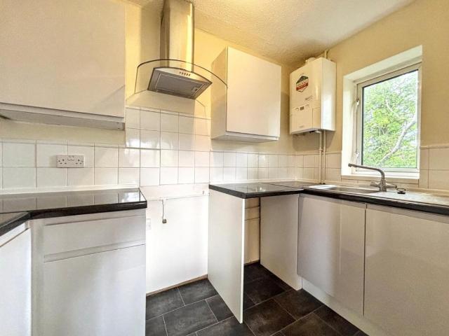 Flat for sale in Old Town, Heathlands