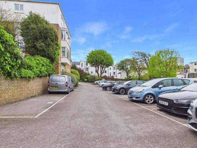 Flat for sale in Brunswick, Brighton & Hove