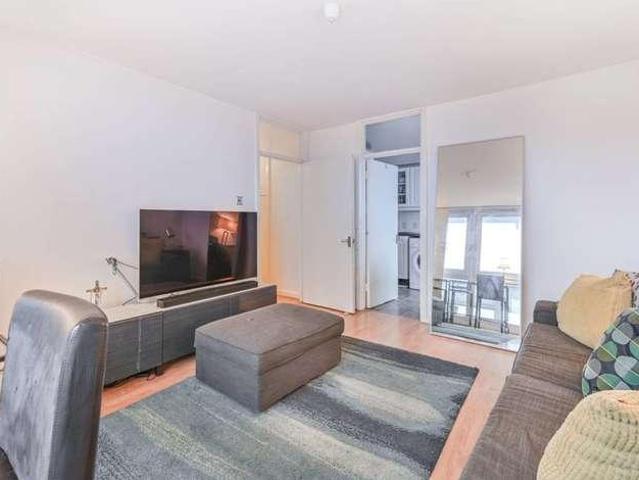 Flat for sale in Paddington, Isle Of Man
