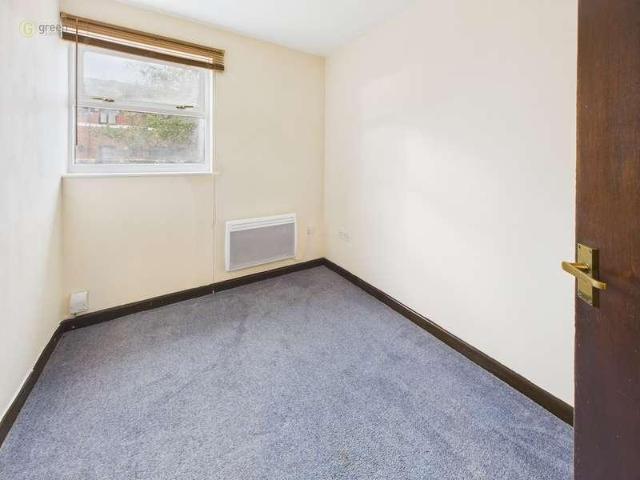 Flat for sale in Leyfields, Kettlebrook