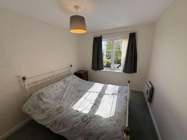 Flat for sale in Falsgrave, Kepwick