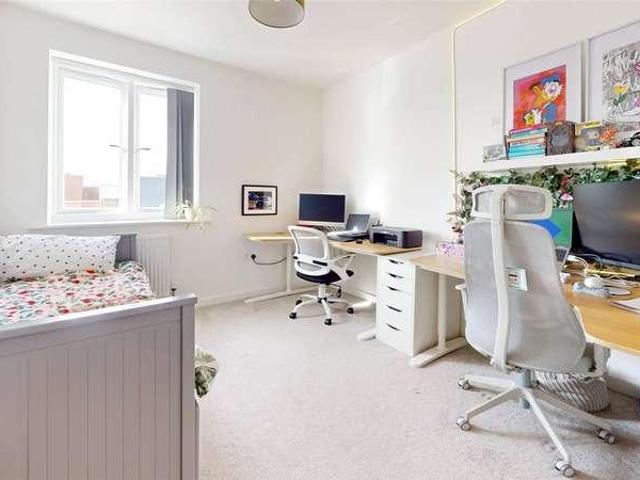 Flat for sale in Snodland, Bourne Vale