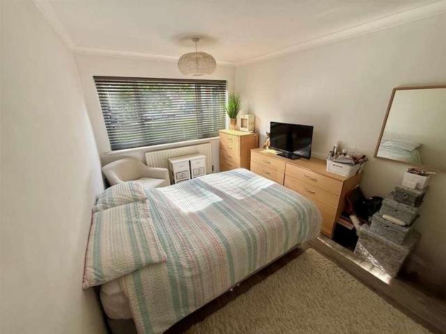 Flat for sale in Monkspath, Solihull