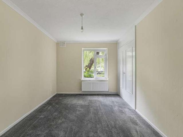 Flat for sale in London Borough of Lewisham, Greater London