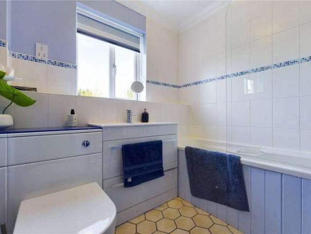 Flat for sale in Aldermaston Wharf, West Berkshire