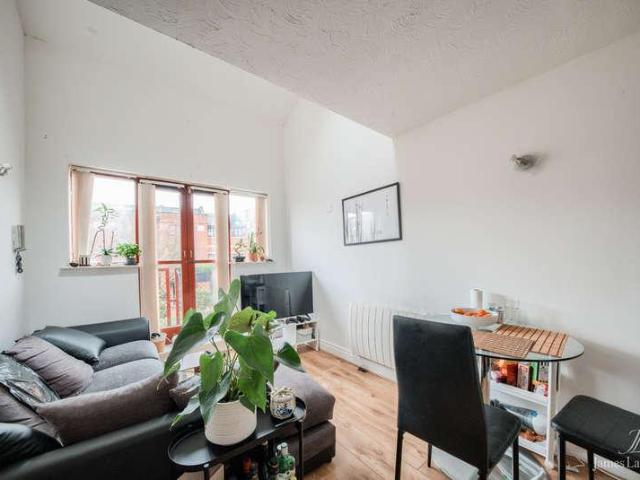 Flat for sale in Jewellery Quarter, West Midlands