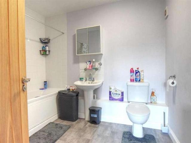 Flat for sale in Central, Rother