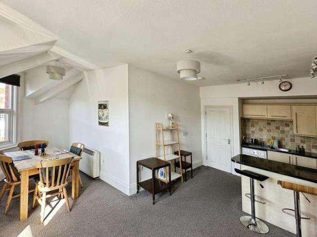 Flat for sale in Budleigh Salterton, Budlake