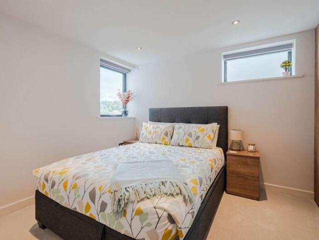 Flat for sale in Boscombe, Bournemouth