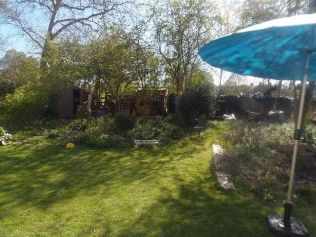Flat for sale in Herne Hill, Greater London