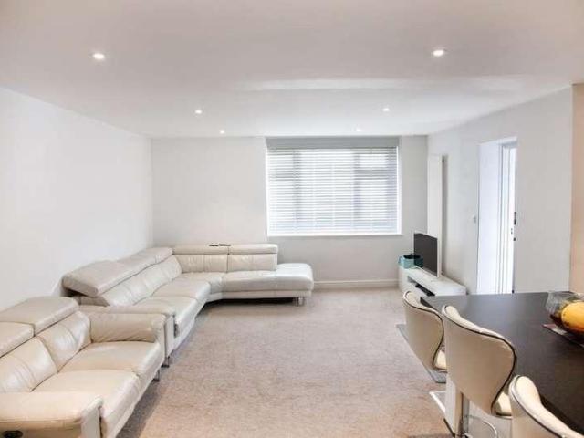 Flat for sale in Lower Halliford, Surrey