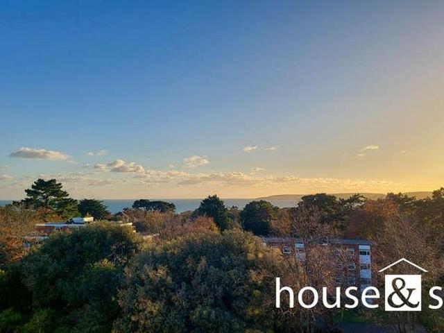 Flat for sale in Bournemouth