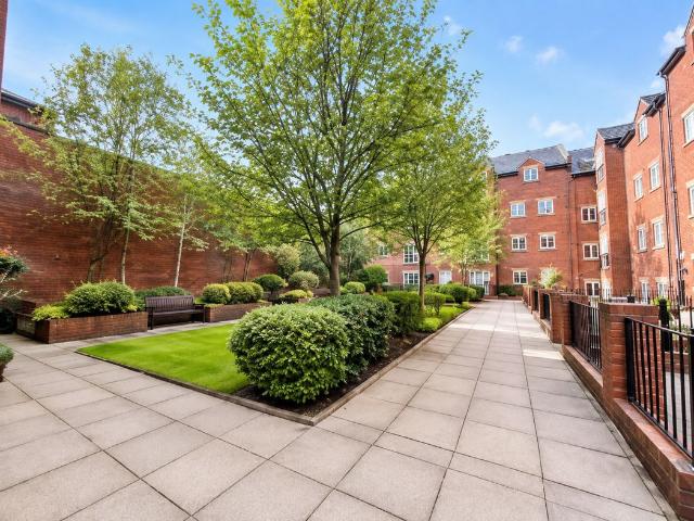 Flat for sale in Hexham, Northumberland