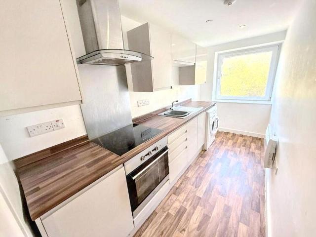 Flat for sale in Fountainhead, West Yorkshire