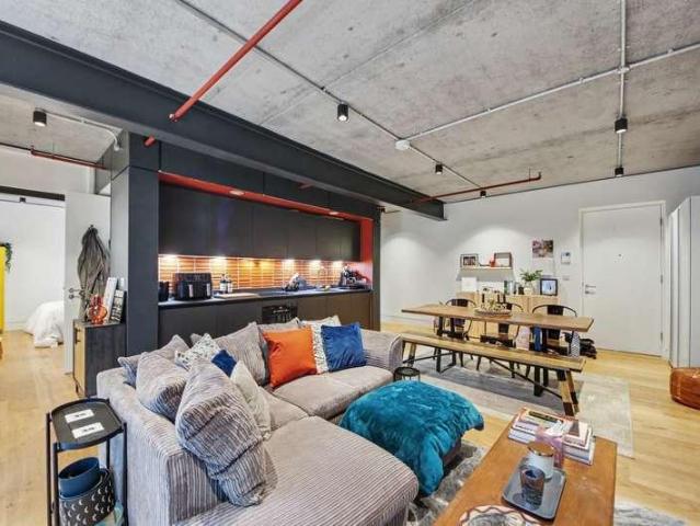 Flat for sale in Piccadilly, Manchester