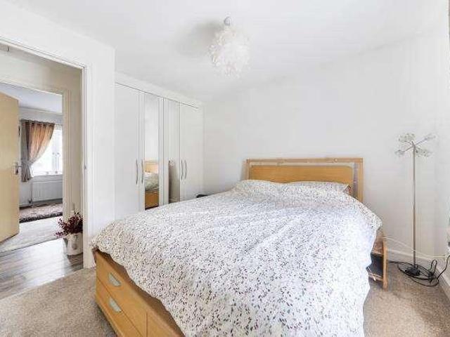 Flat for sale in Priest Down, Hampshire