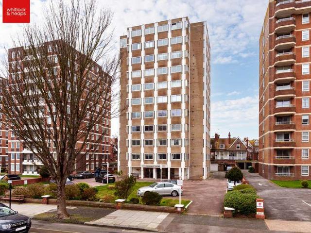 Flat for sale in Aldrington