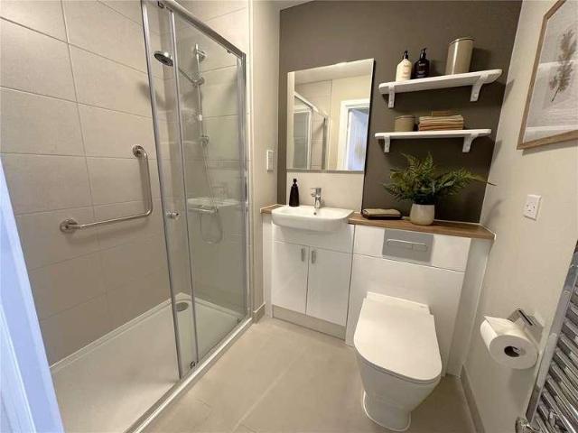 Flat for sale in Crumbles, Eastbourne