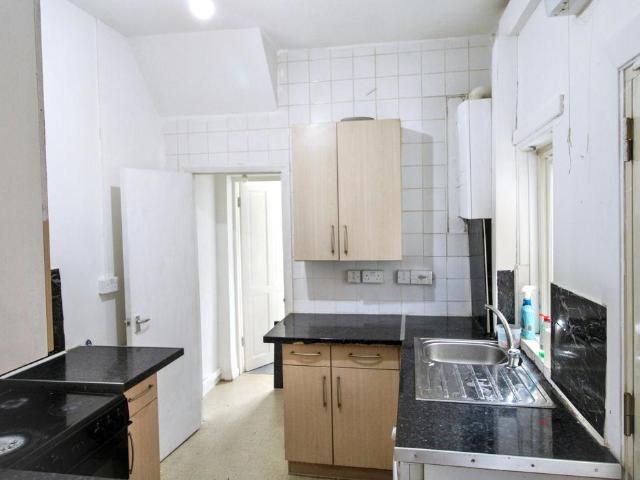 Flat for sale in Heaton, Tyne And Wear