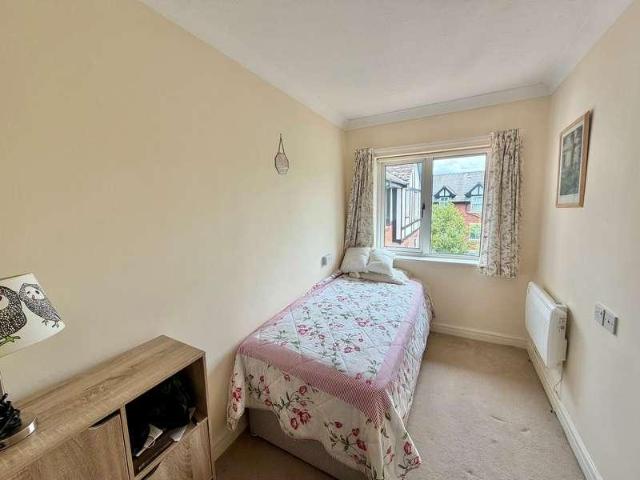 Flat for sale in Trafford Park, Greater Manchester