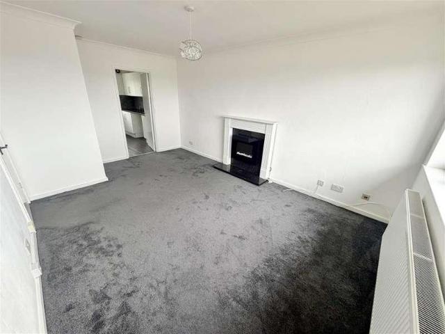 Flat for sale in Solihull Lodge, Solihull