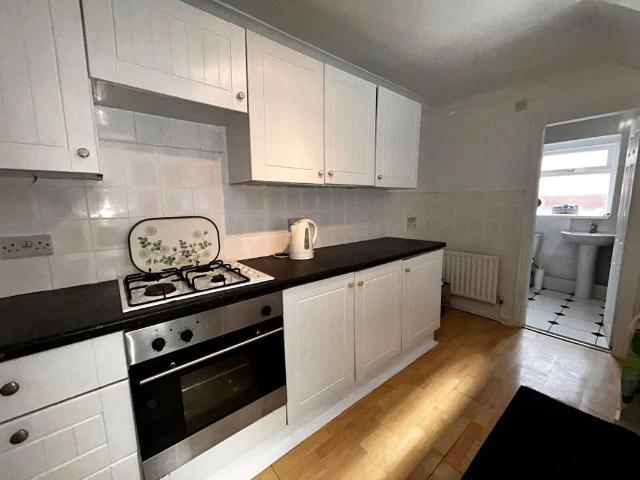 Flat for sale in Bensham, Tyne And Wear