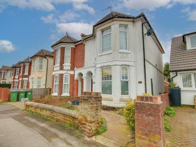 Flat for sale in Bitterne Park, City Of Southampton