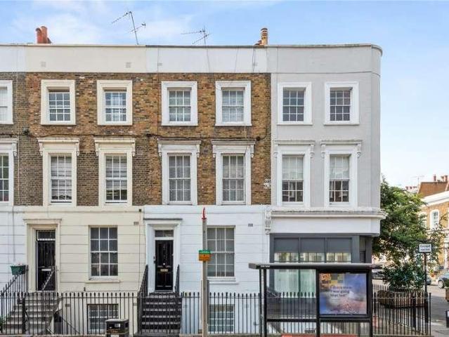 Flat for sale in Islington, Greater London