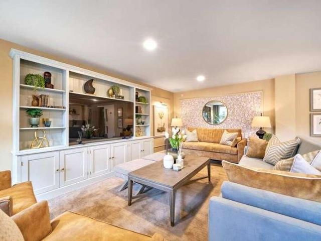Flat for sale in Crumbles, Eastbourne