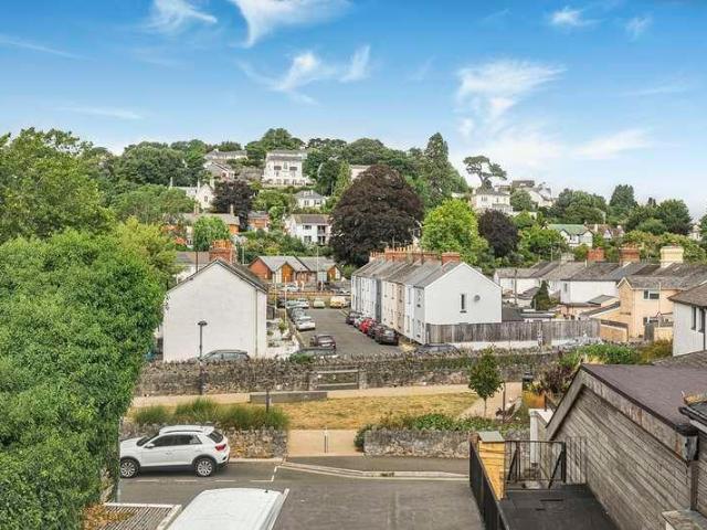 Flat for sale in Highweek, Bridford