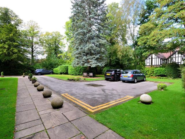 Flat for sale in Bramhall, Greater Manchester
