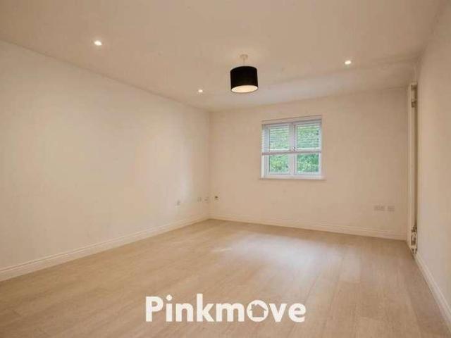 Flat for sale in Wales