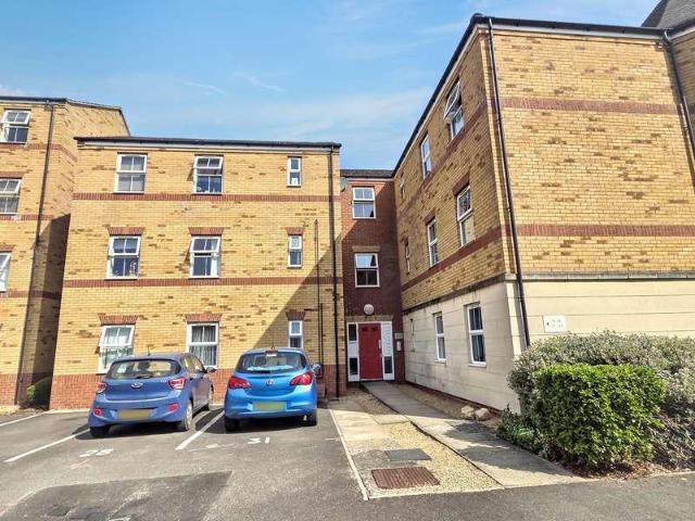 Flat for sale in Grantham, Barholm