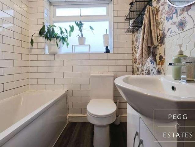 Flat for sale in Shiphay