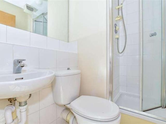 Flat for sale in Brook Street, Bourne Vale