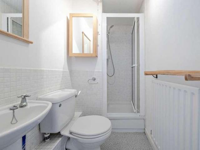 Flat for sale in The Slade, Oxfordshire