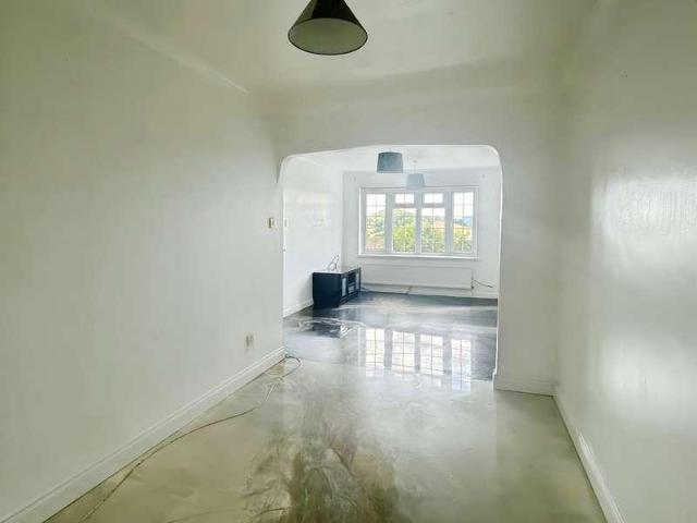 Flat for sale in Newport, Pilton Vale