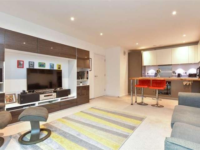 Flat for sale in Round Hill, Brighton & Hove