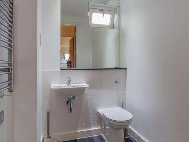 Flat for sale in Crockherbtown, Falcon Lodge
