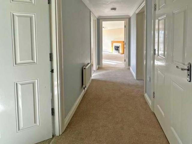 Flat for sale in Newcourt, Watergate