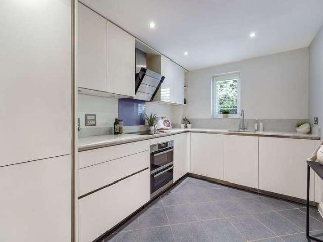 Flat for sale in South Park, Red Hill